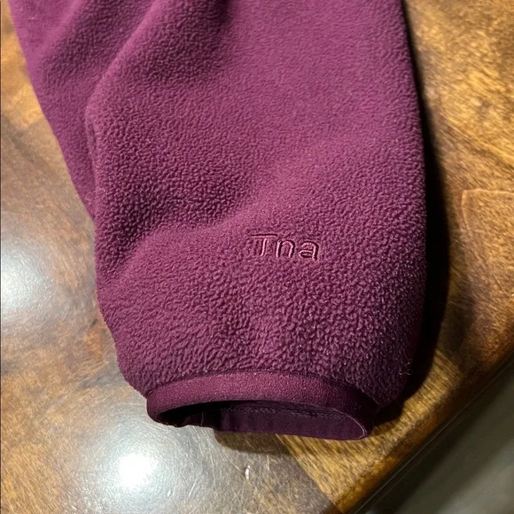 Aritzia TNA Fleece Quarter Zip Purple 2XS - Picture 5 of 6